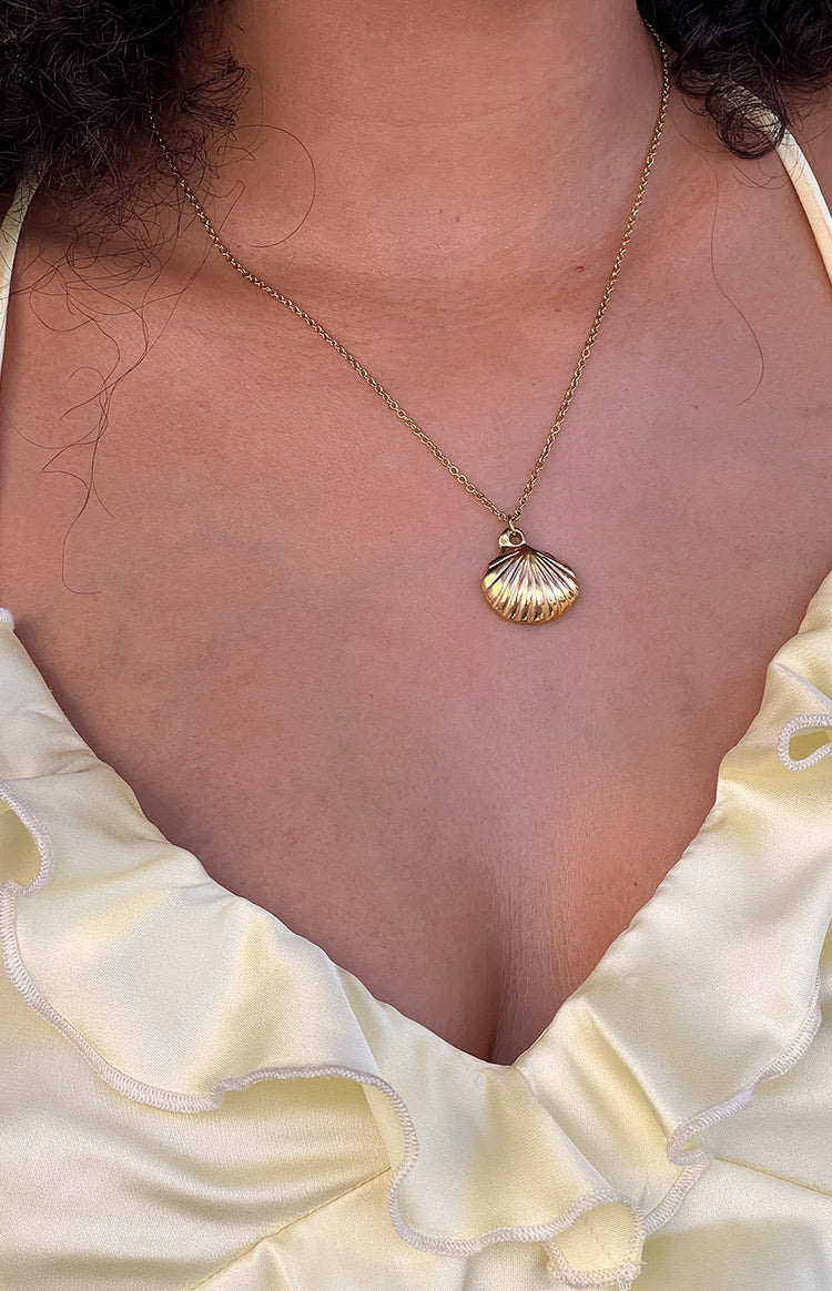 Ariel Gold Shell Necklace Image