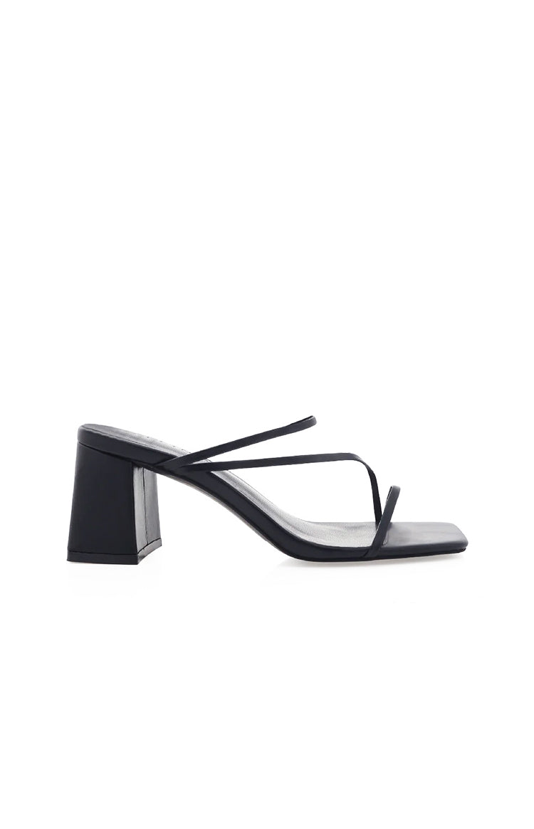 Billini Yazmin 2.0 Black Heels Image