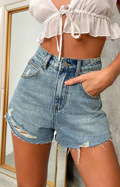 SweatyRocks Women's High Rise Roll Up Hem Straight Leg Denim Jean Shorts  with Pocket Light Wash XS at Amazon Women's Clothing store
