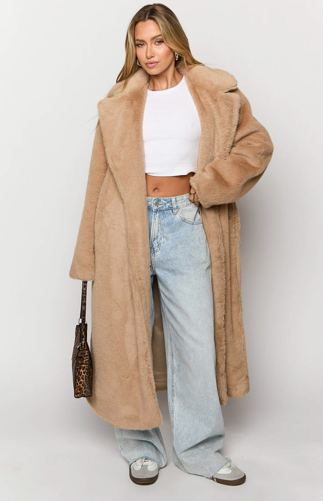 Lyrae Brown Full Length Faux Fur Coat – Beginning Boutique