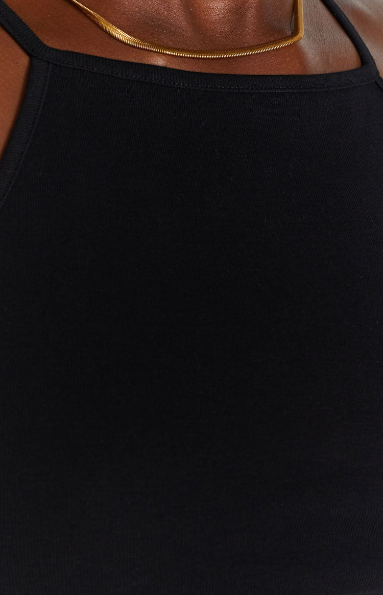 Wonderland Crop Top Black Image